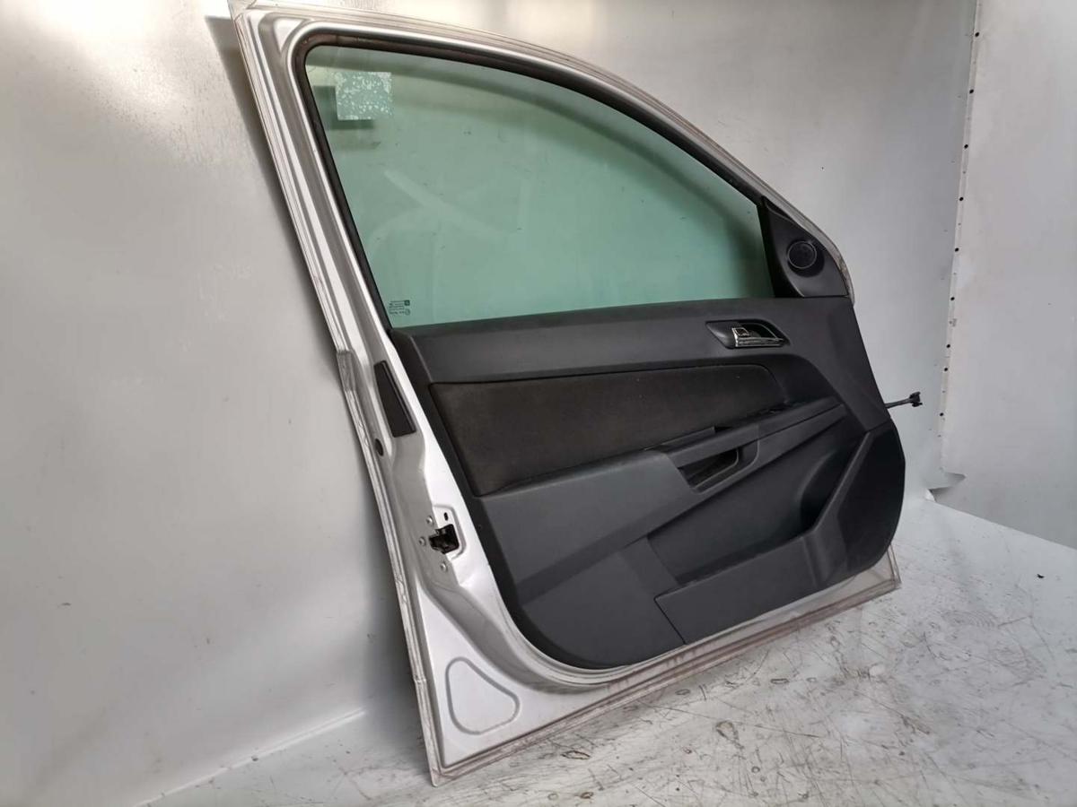 Opel Astra H original T&uuml;r vorn links Z157 Starsilber Bj.2004